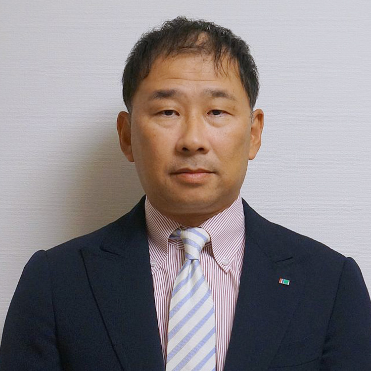 支社長写真