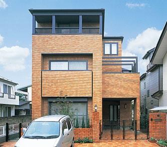 将来の三世代同居に備えた三階建