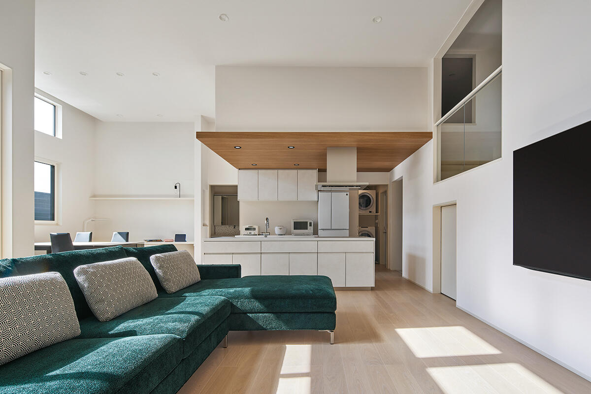 圧倒的な収納力、快適空間、高断熱の３つを実現　体と心にゆとりのある、快適な暮らし