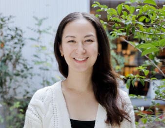 ノイハウス 萌菜さん写真