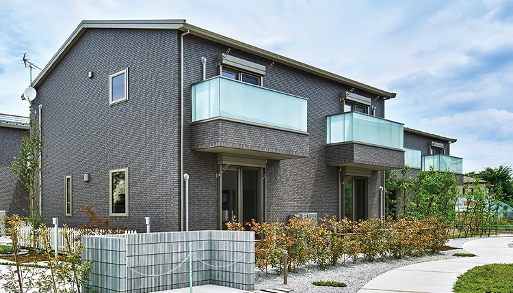 スムーズな相続を見据えたメゾネット賃貸住宅のまちなみ