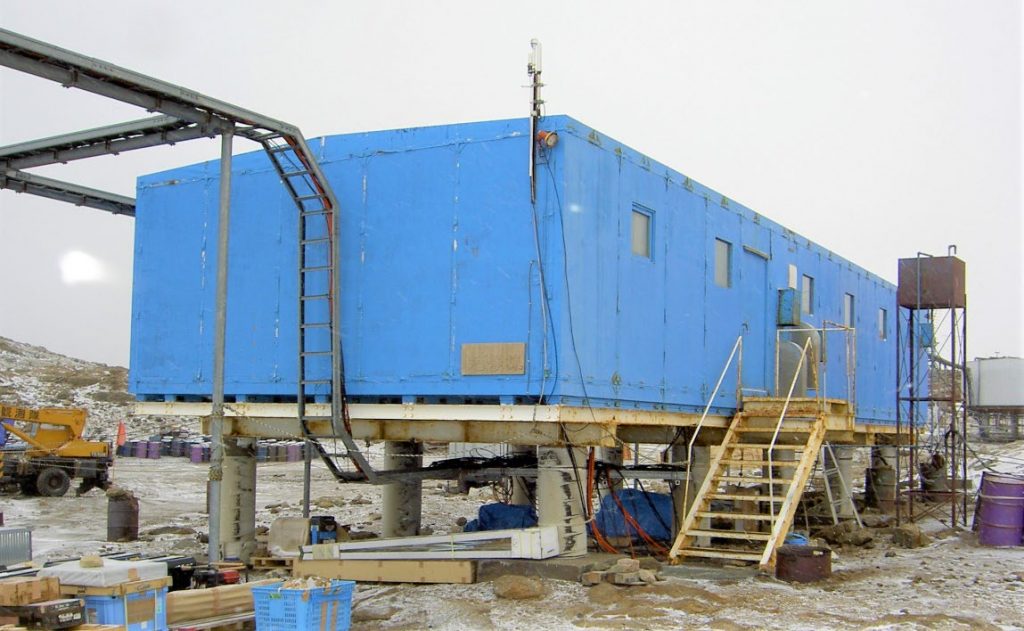 http://南極・昭和基地「地学棟」木質パネル<br半世紀近く経ても高い耐久性を実証