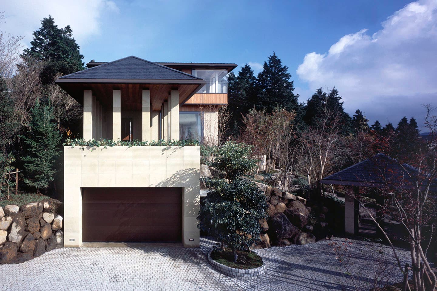 建築実例 ランドスケープから考えたリゾートスタイルの別荘 デザイナーズ住宅 建築家と建てるなら ミサワデザイナーズギャラリー 住宅のミサワホーム