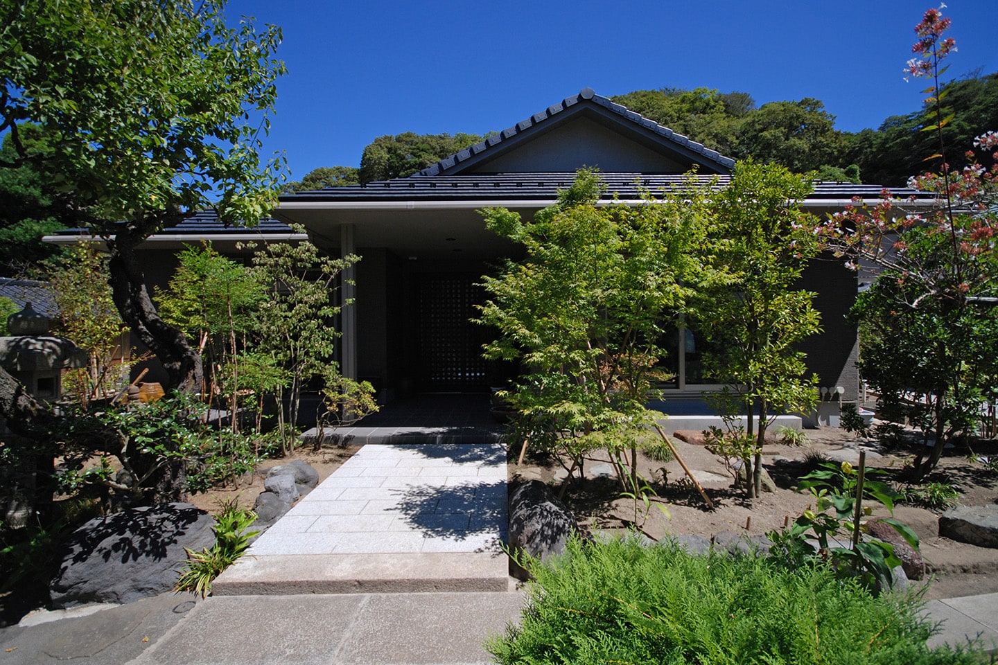 建築実例 北鎌倉の家 デザイナーズ住宅 建築家と建てるなら ミサワデザイナーズギャラリー 住宅のミサワホーム 建築実例 北鎌倉の家 デザイナーズ住宅 建築家と建てるなら ミサワデザイナーズギャラリー 住宅のミサワホーム