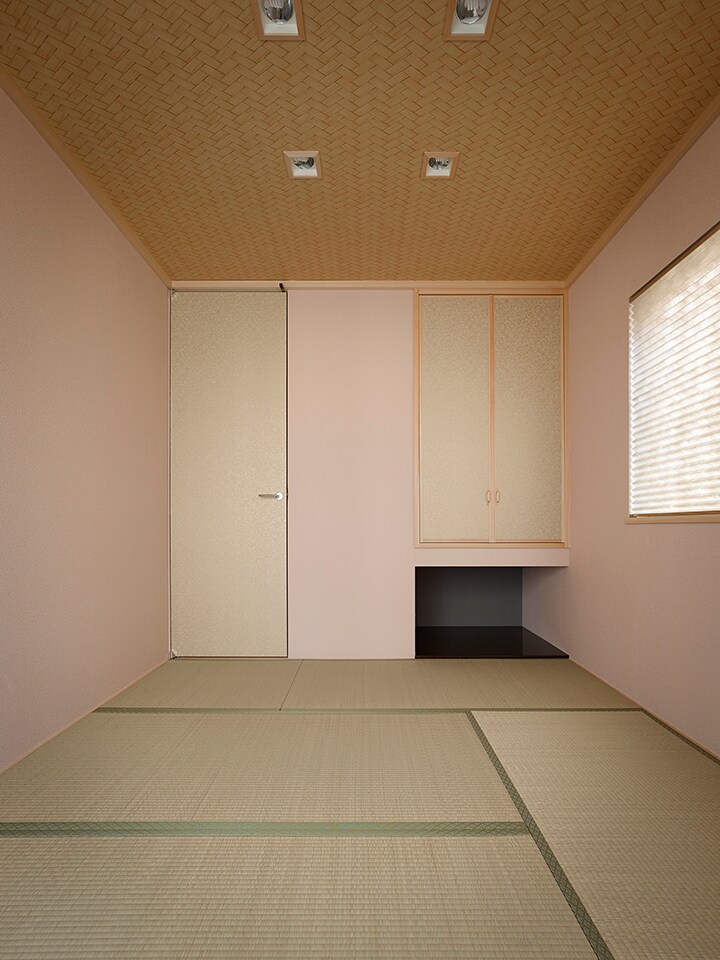 建築実例 格子のデザインをいかした個性的な和モダン住宅 デザイナーズ住宅 建築家と建てるなら ミサワデザイナーズギャラリー 住宅のミサワホーム 建築実例 格子のデザインをいかした個性的な和モダン住宅 デザイナーズ住宅 建築家と建てるなら ミサワデザイナーズギャラリー 住宅のミサワホーム