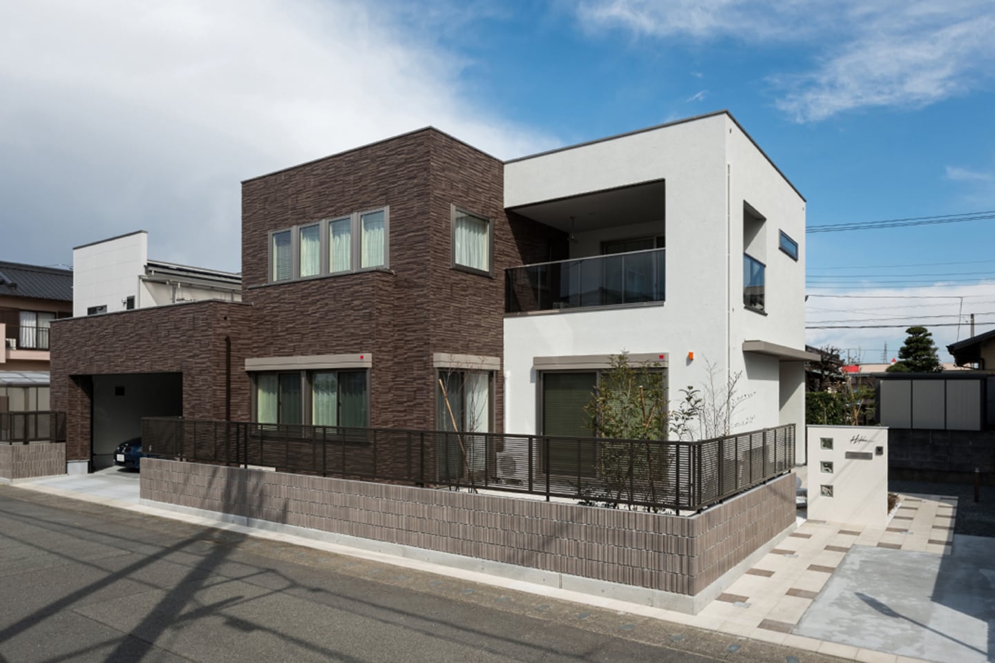 SAIMON'S GATE