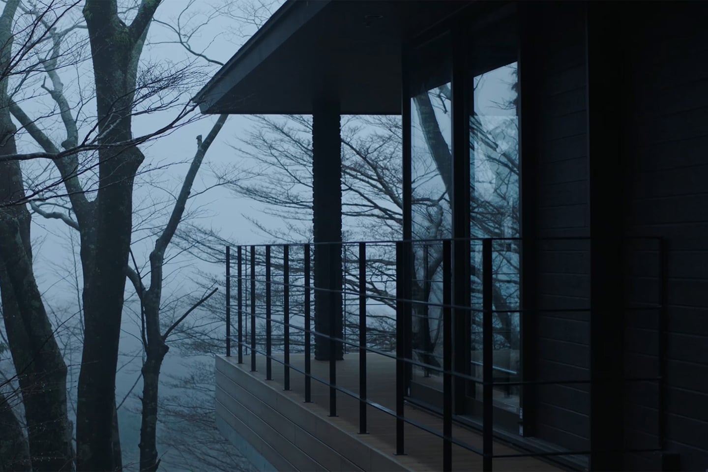 Floating Villa　～ 森に浮遊するヴィラ ～