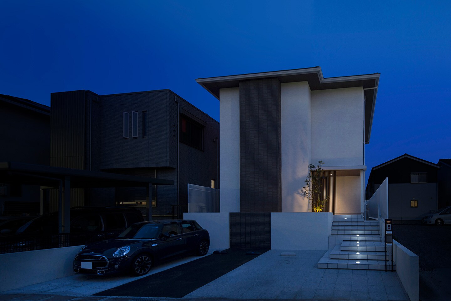 the scene prussian blue：外観