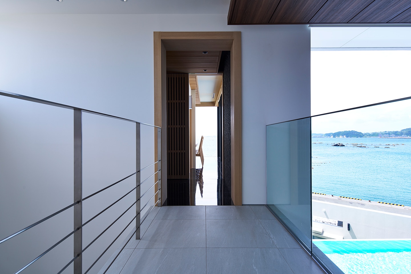 海と生きる家：内装・インテリア