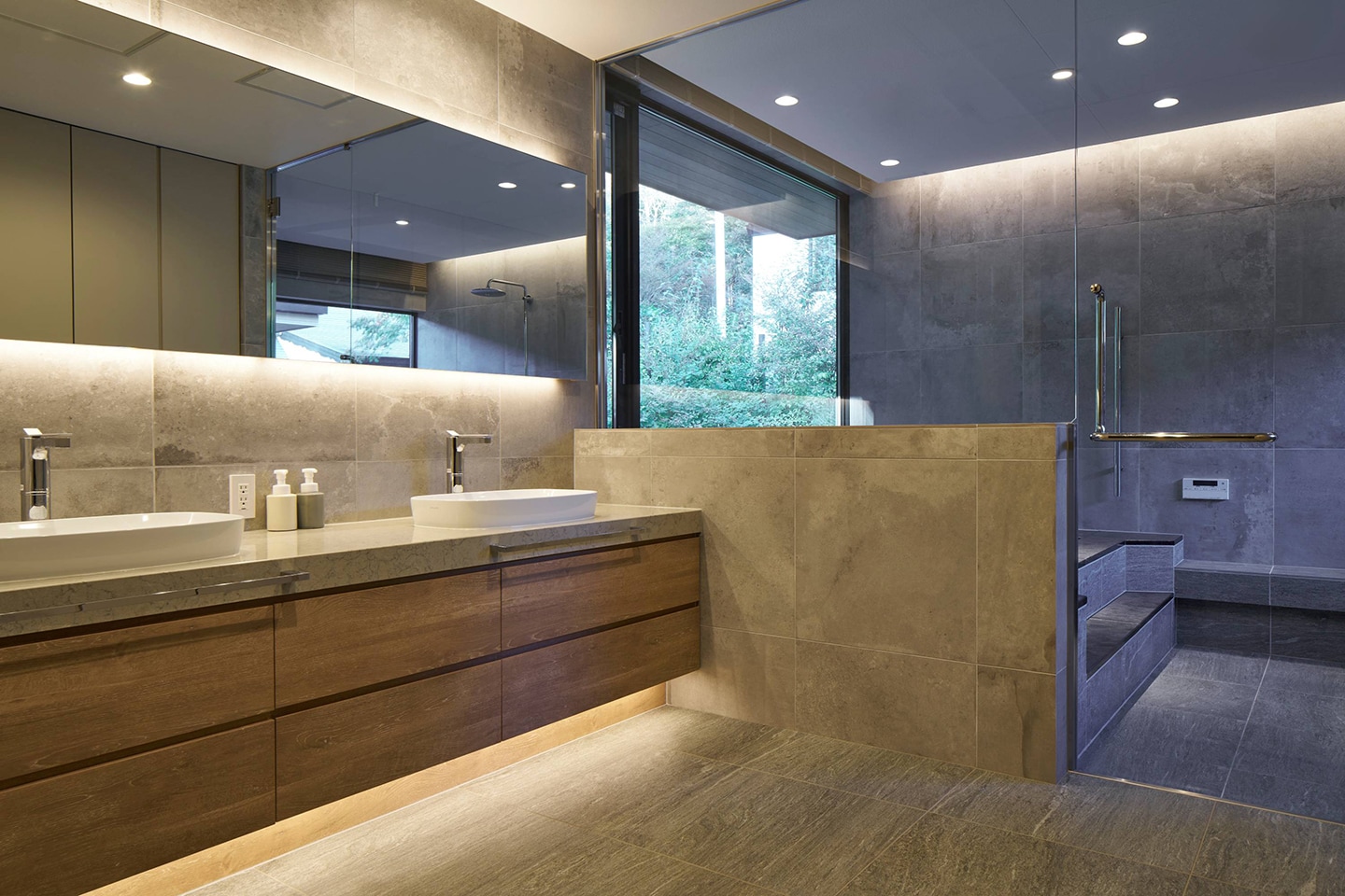 Villa In Forest 24：内装・インテリア