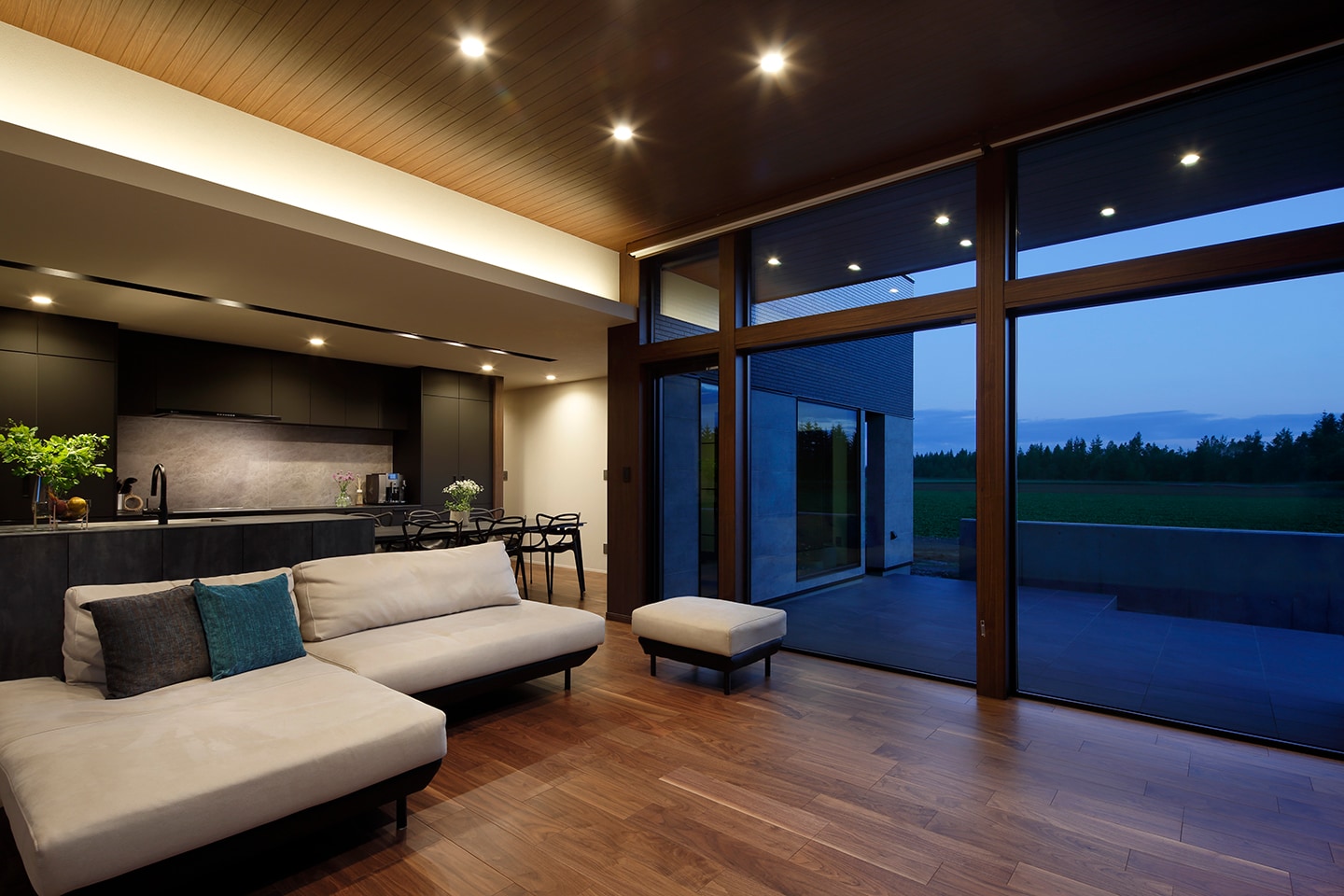 FARM 'n' BEAUTY：内装・インテリア