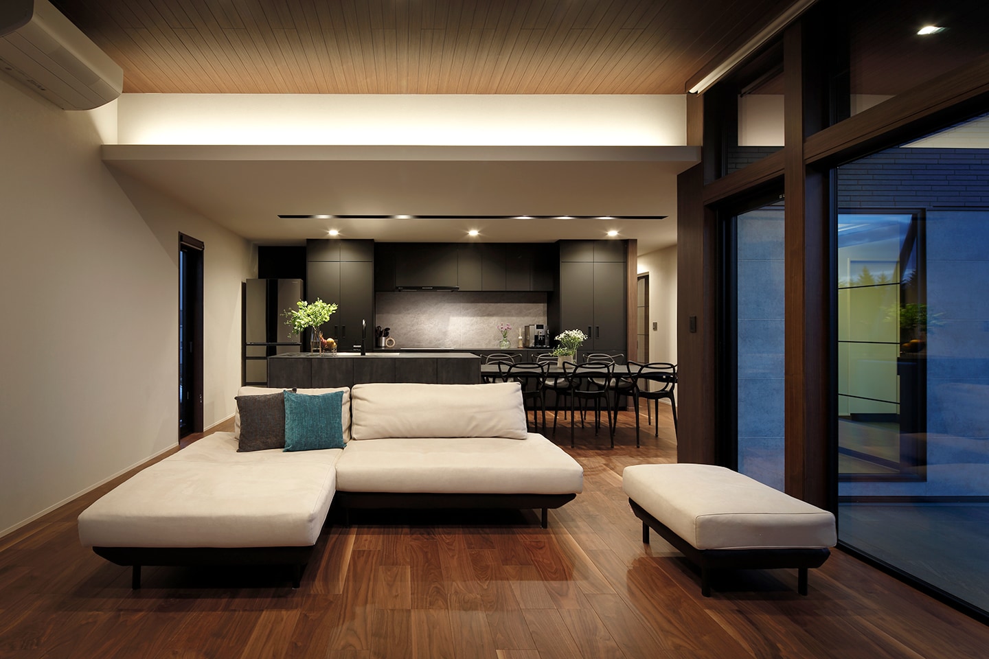 FARM 'n' BEAUTY：内装・インテリア