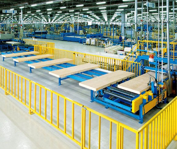 木質パネルは、工場生産ラインで高品質に生産しています