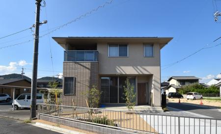 金光町占見新田　分譲住宅