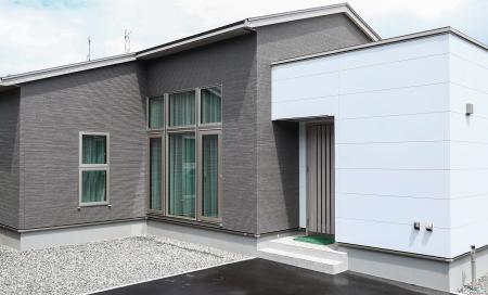 【釧路】昭和南４丁目　「平屋＋蔵のある家」モデル見学会場