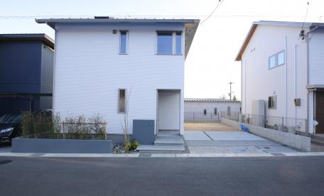 イーストヒルズ西条分譲9-13号棟