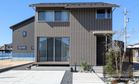 高岡市　東上関A棟　建売住宅　【ミサワホーム北越】