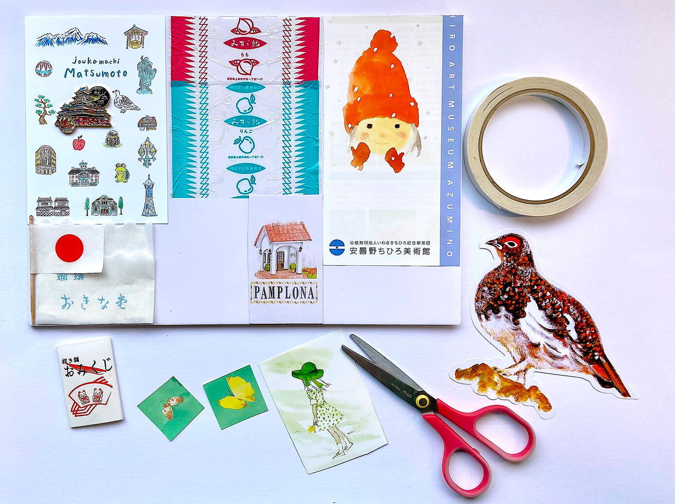 粘着面に素材を貼る