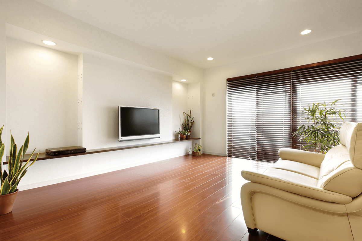 リビングを華やかに演出する間接照明つきの造作収納 住宅のミサワホーム